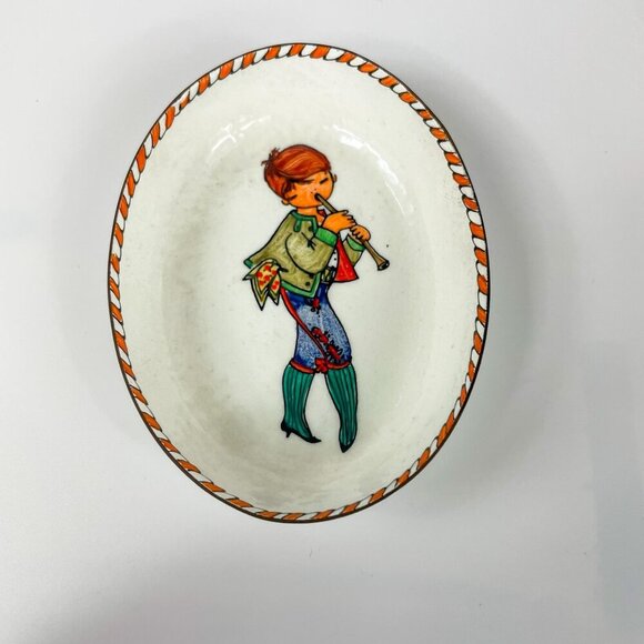 Vintage Steinbock Austria Enamel Oval Trinket Dish Boy Playing Flute Tirol - Picture 2 of 2